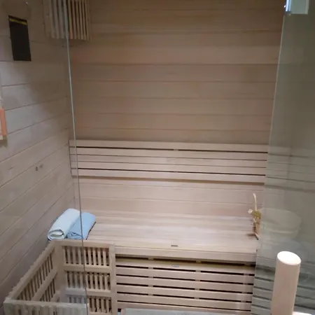 Koko Panzio فندق مبيت وإفطار 3*